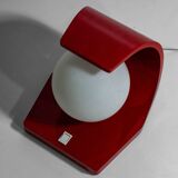 Lampe « orbe » de l'ère spatiale dans un boîtier en stratifié rouge, Italie, années 1960