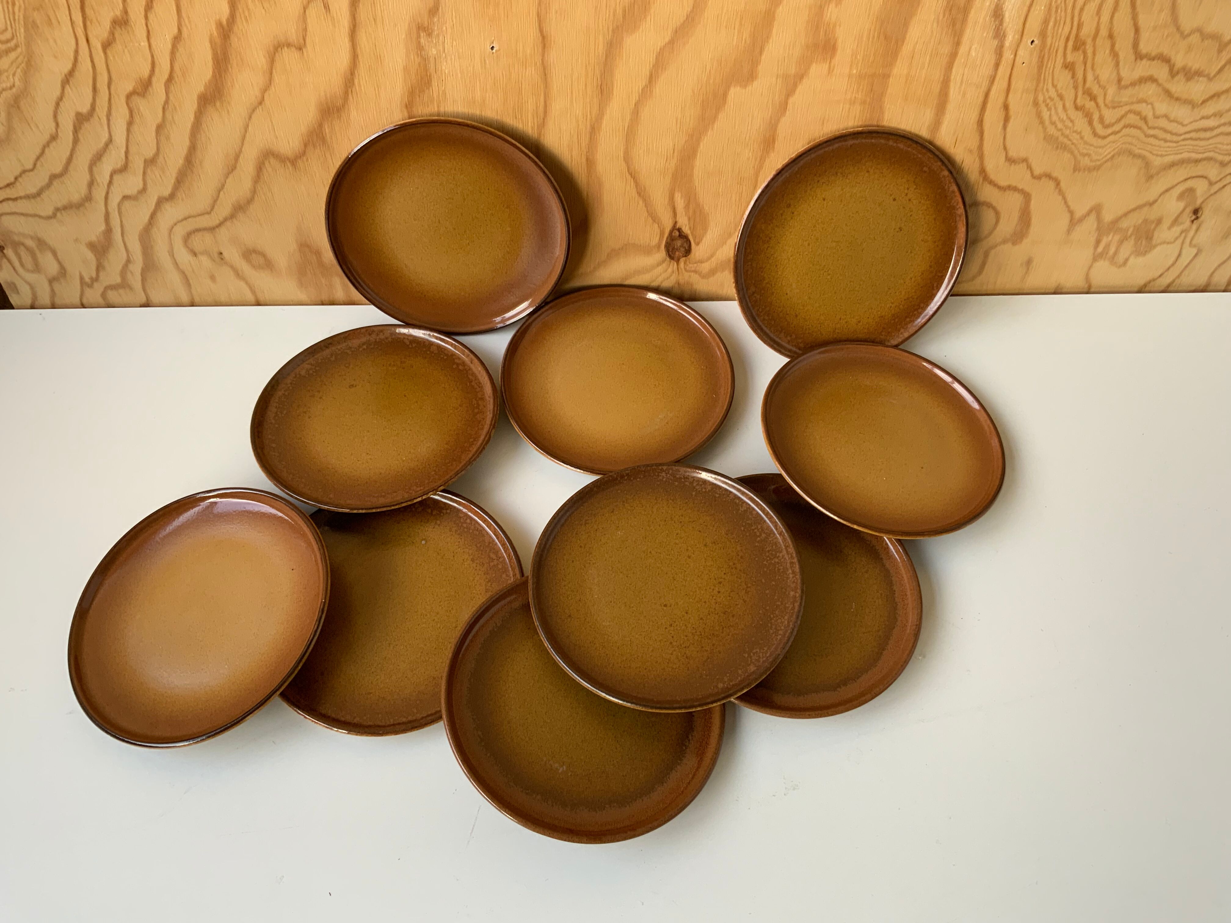Stoneware plates