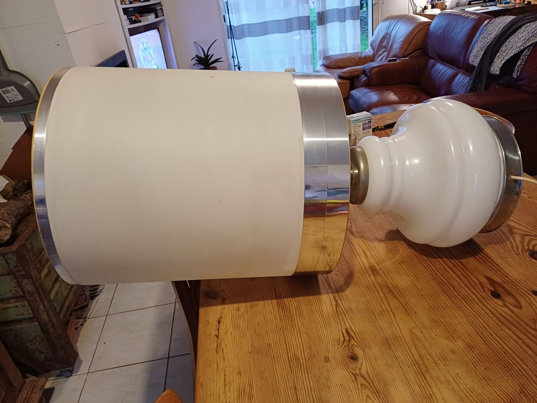 Vintage 1970s White Opaline Lamp