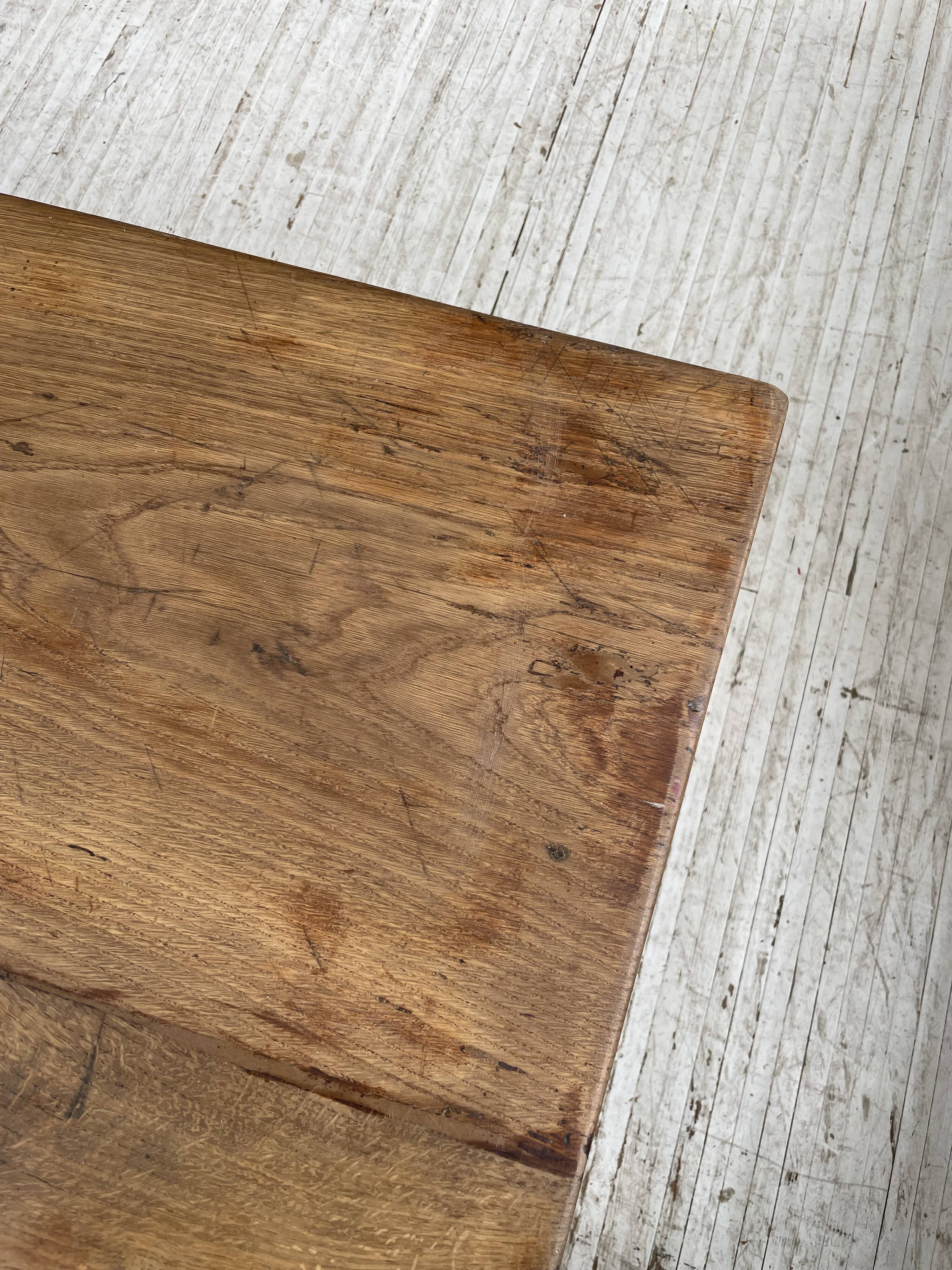 Farmhouse table in oak and walnut 2m