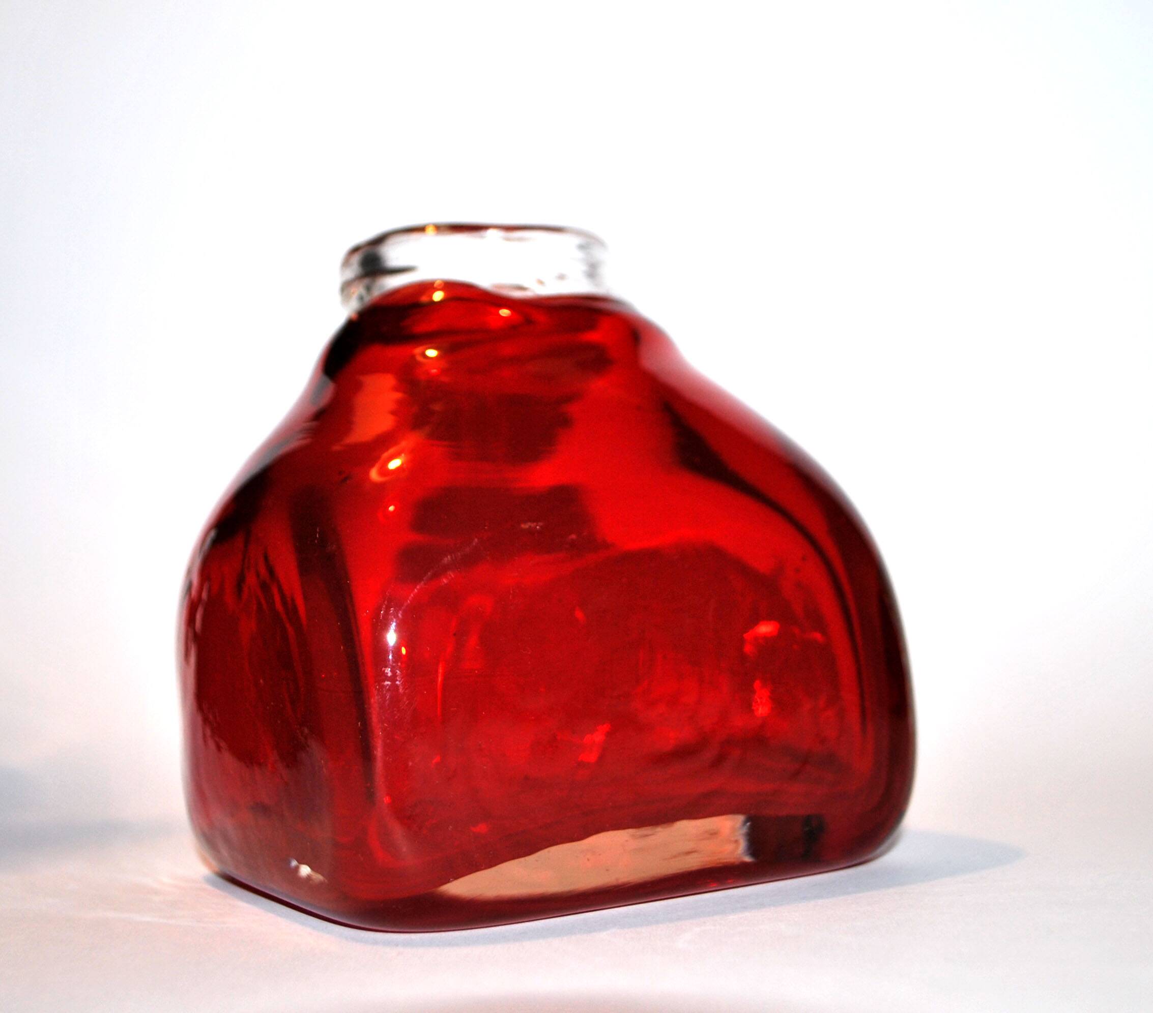 DESIGN square vase in red lined blown glass 11cm dlg Whitefriars