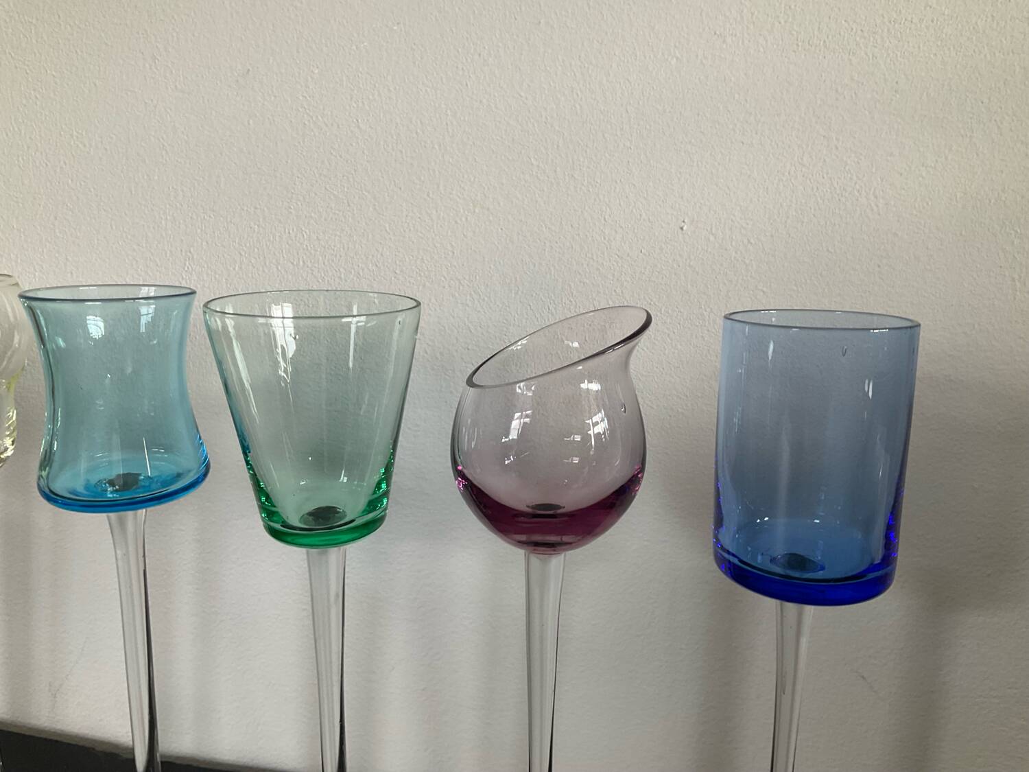 Série 6 verres à pied vintage soufflés à la bouche