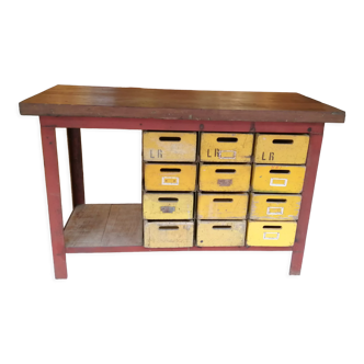 Industrial workbench with 12 drawers