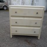 Small parisian dresser