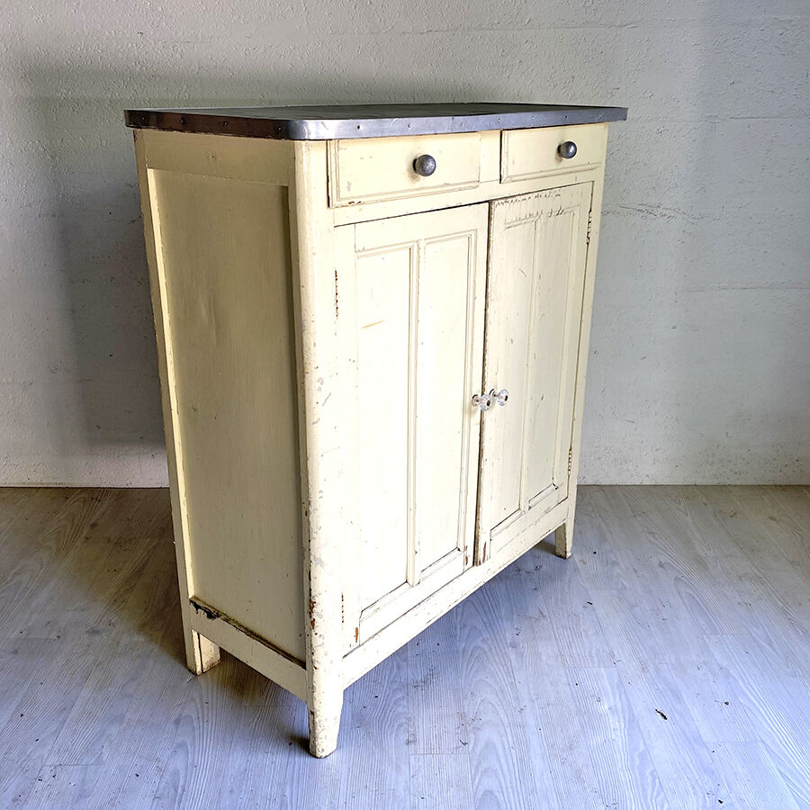 Parisian vintage buffet 50's yellow pale