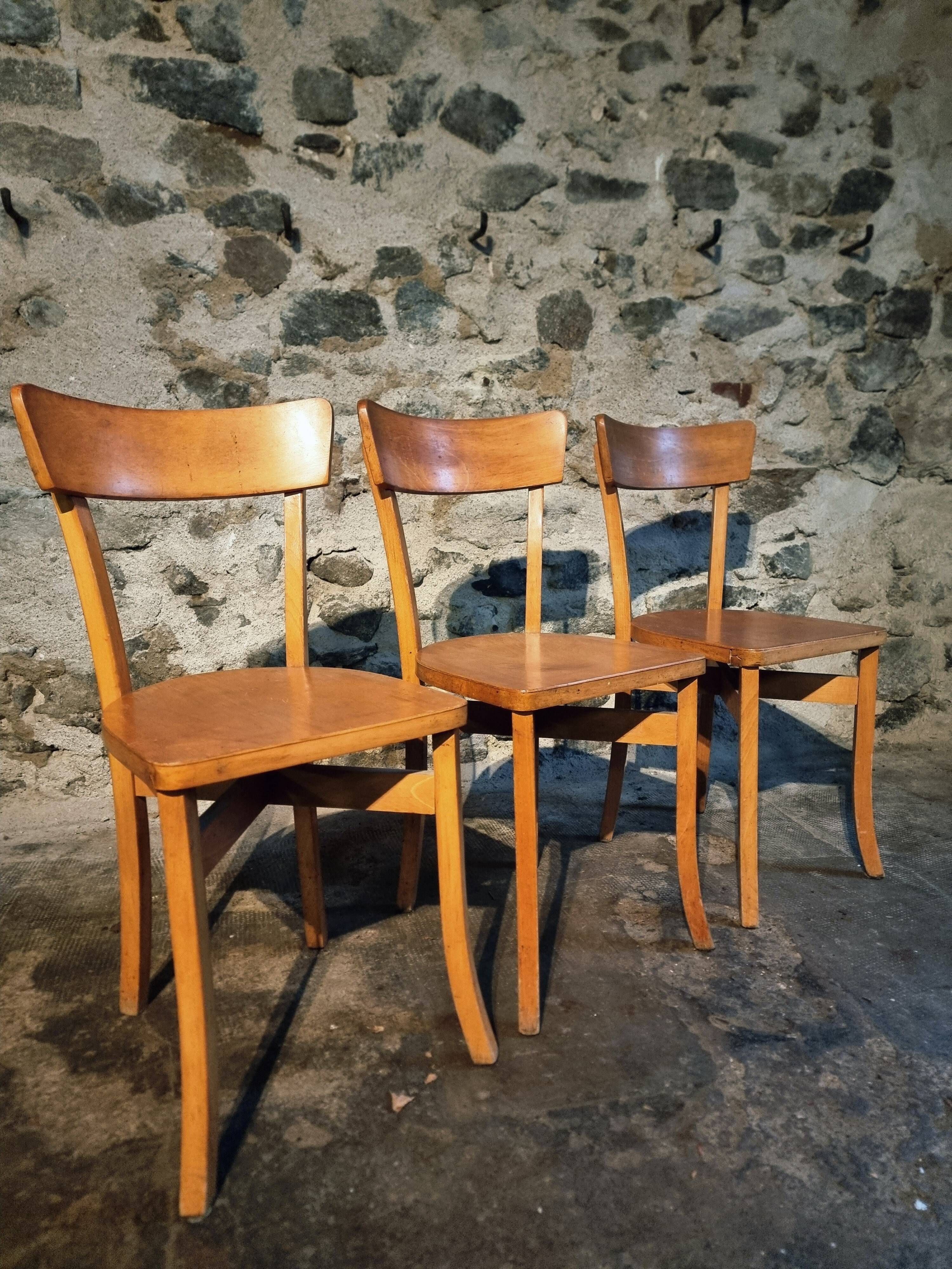 Vintage French bistro chairs in beech – Set of 3, 1950s café chairs