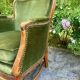 Paire de fauteuils vintage en bois massif et velours vert