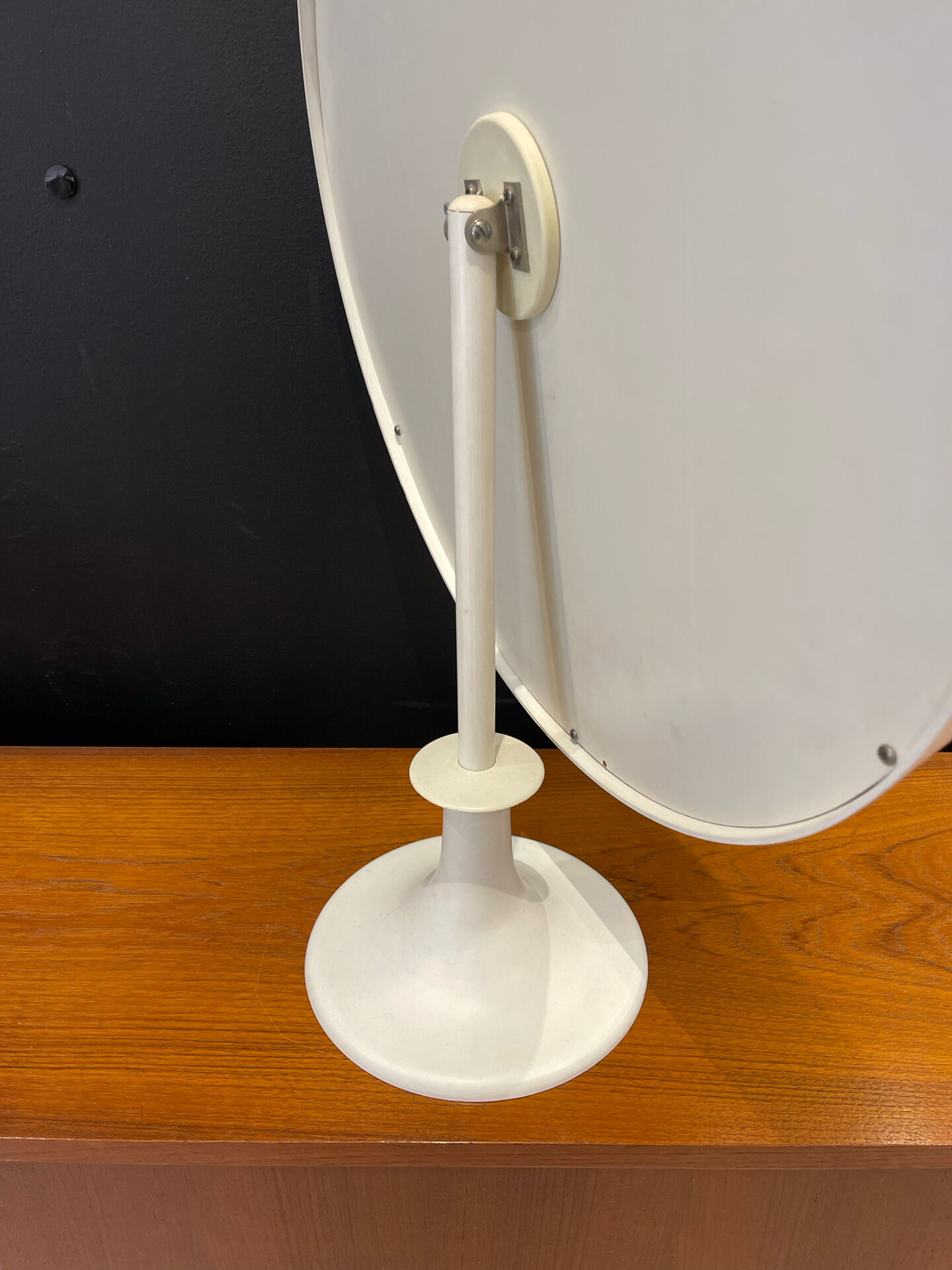 Large tulip foot mirror 1970