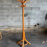 Baumann parrot coat rack
