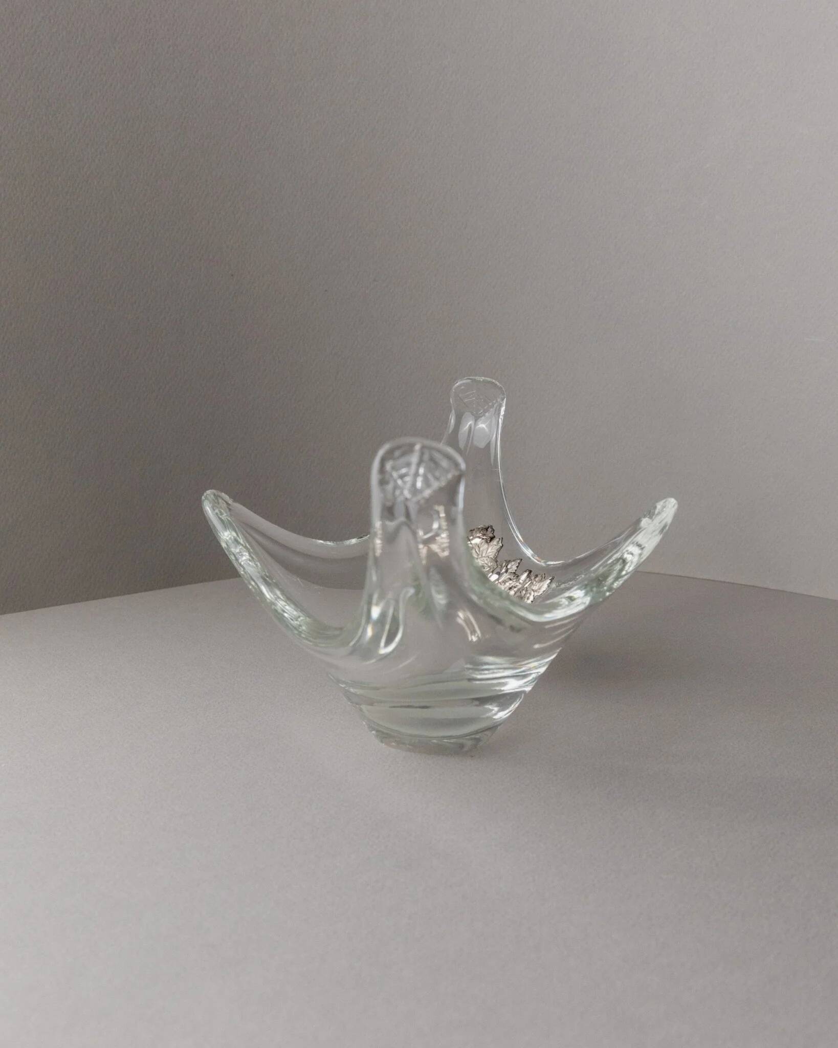 Transparent Murano Glass Bowl with Sterling Silver Flowers – Pointed, Italy 1970s Gift-worthy Centerpiece