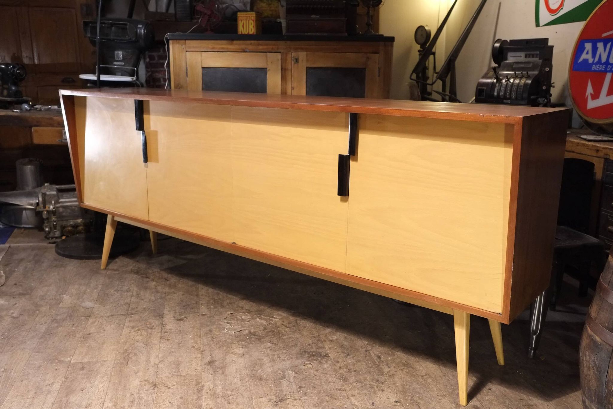 enfilade design vintage style Alain Richard or Pierre Gariche