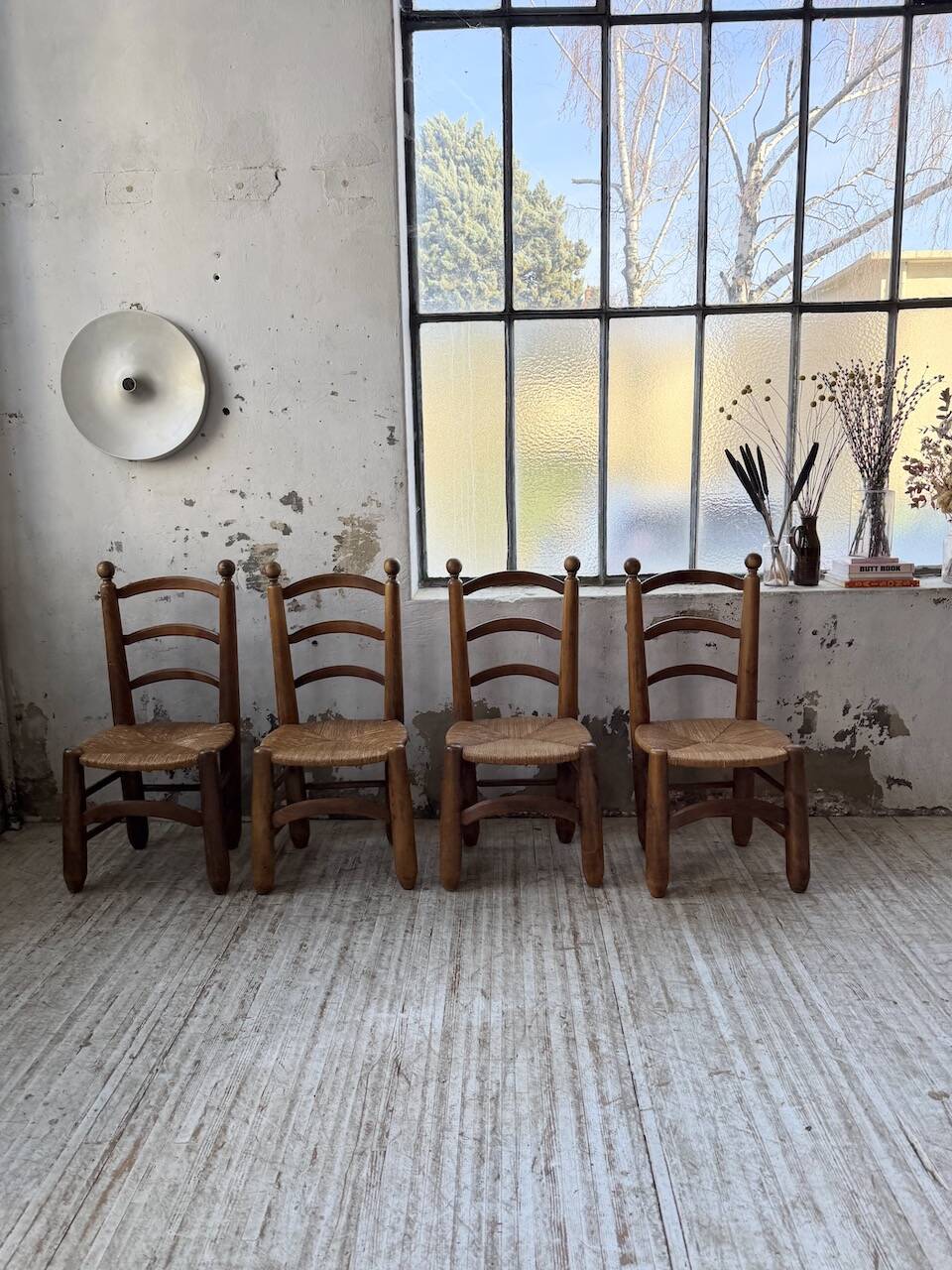 Set of 4 oak and straw chairs Dudouyt 1940