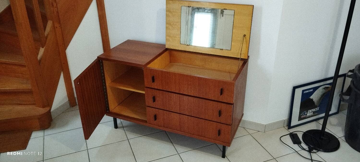 Sideboard, minivielle chest of drawers, hi-fi unit, dressing table