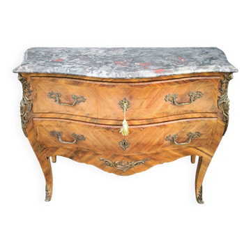 Commode style Louis XV