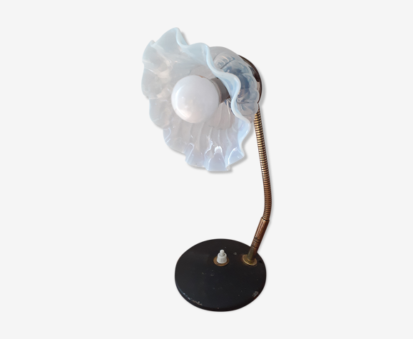 Lampe ancienne avec tulipe