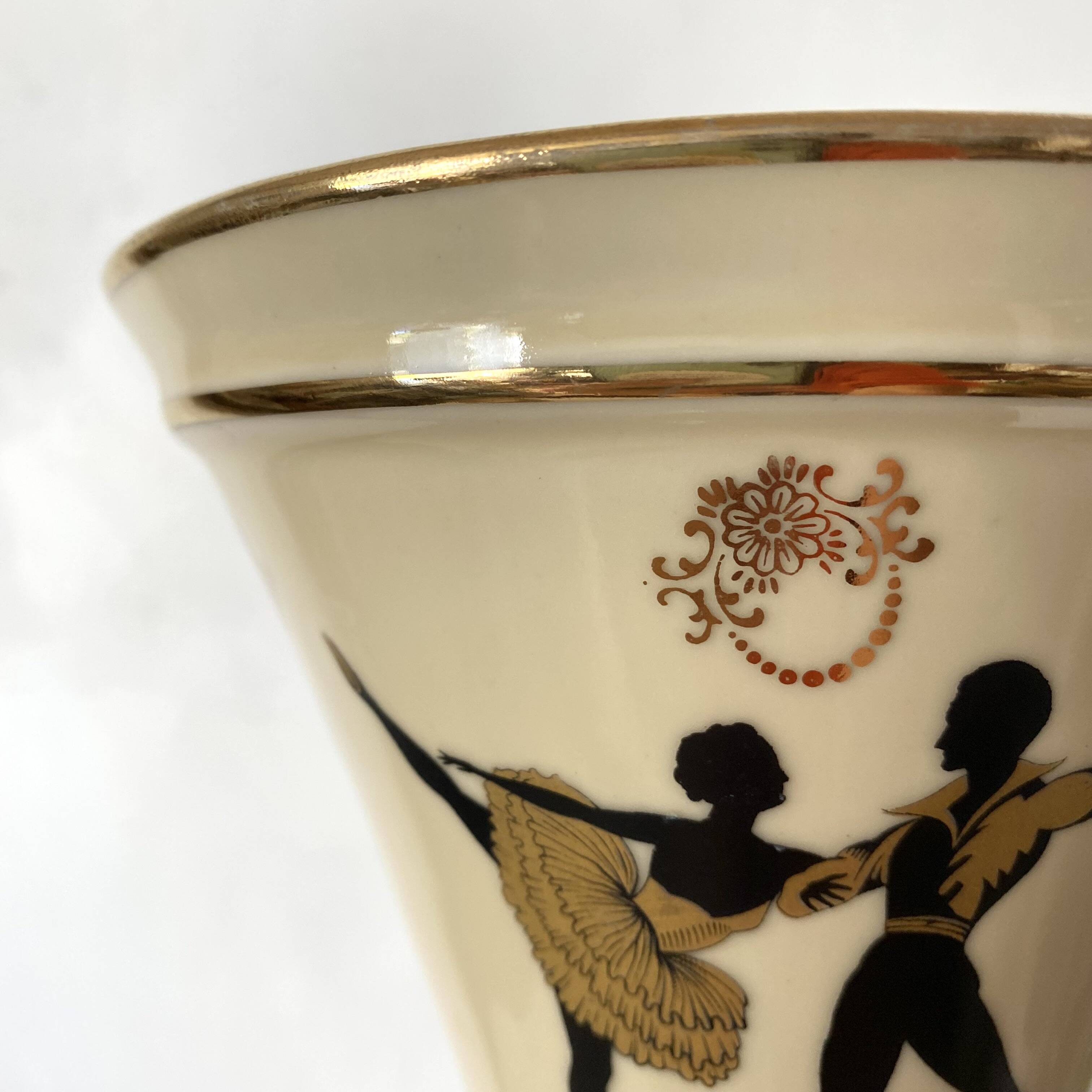 Antique "dancers" vase in opaline St Uze glass
