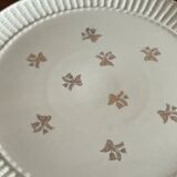 Pie dish pattern strand of golden thrush