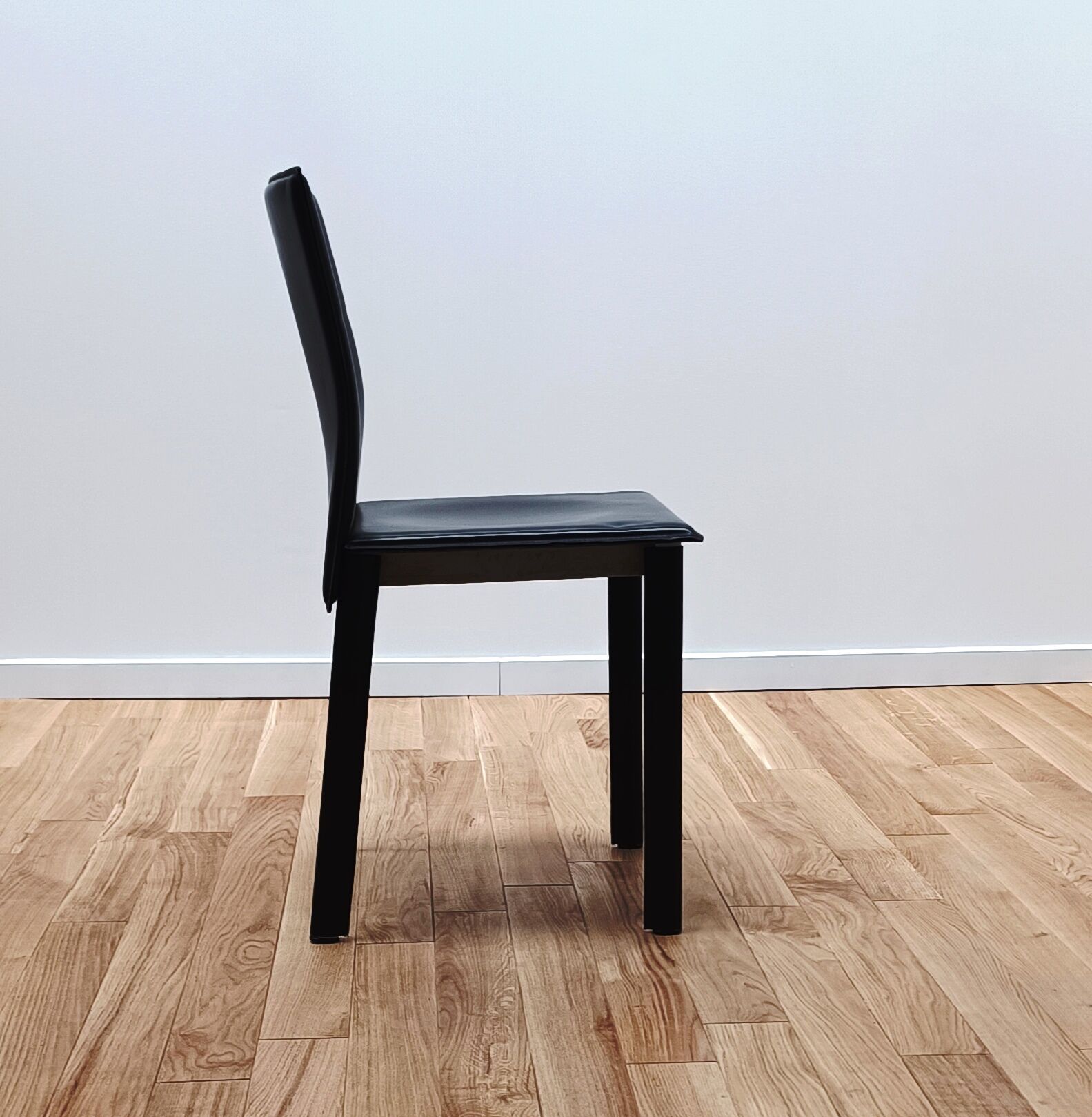 Suite of 30 Margot chairs, Cattelian Italia