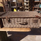 3 panières, old Wicker suitcases