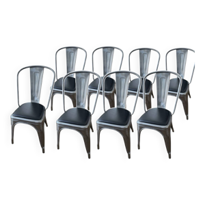 8 chaises modèle A Tolix