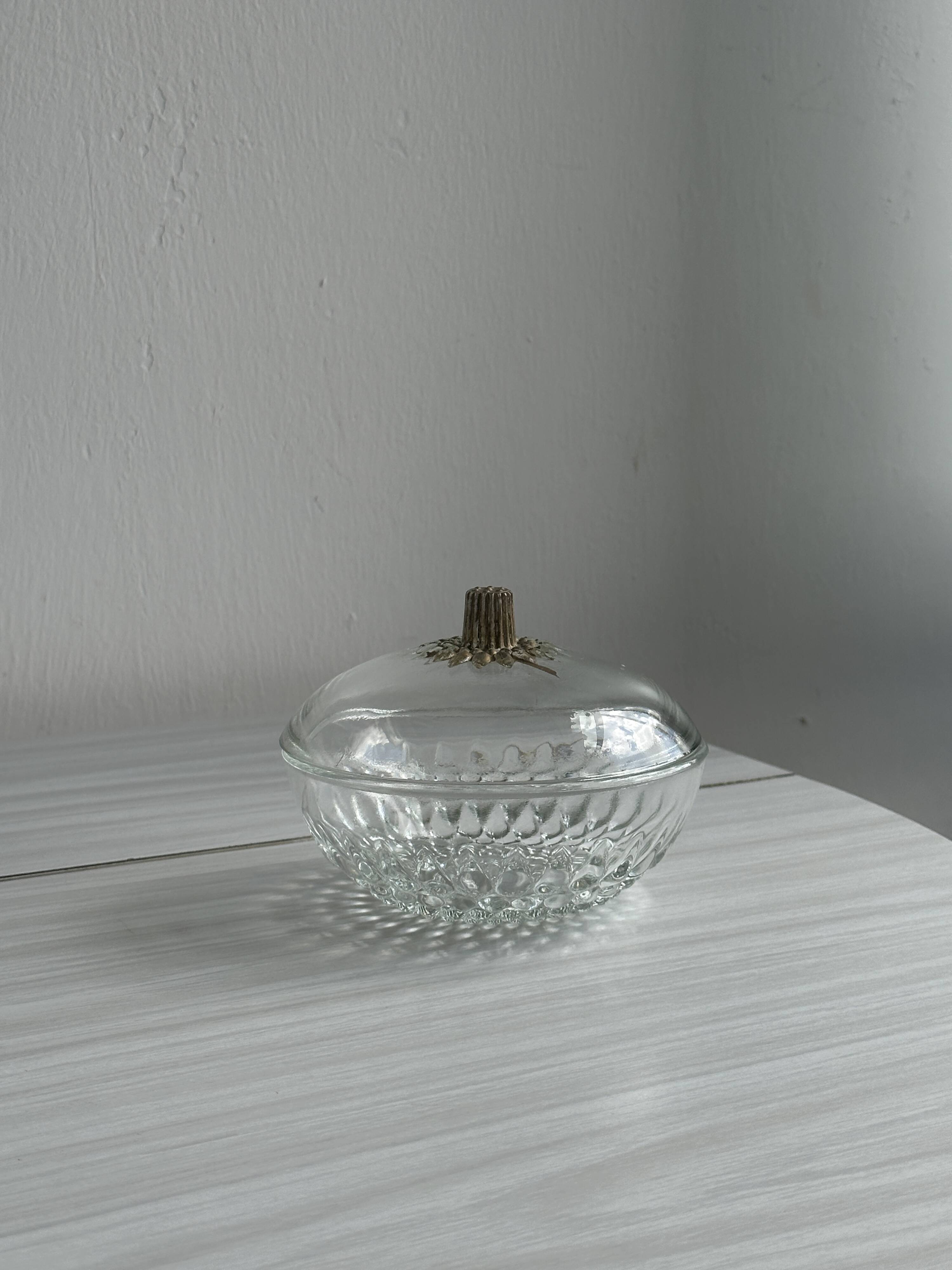 Glass sugar bowl with floral decoration lid