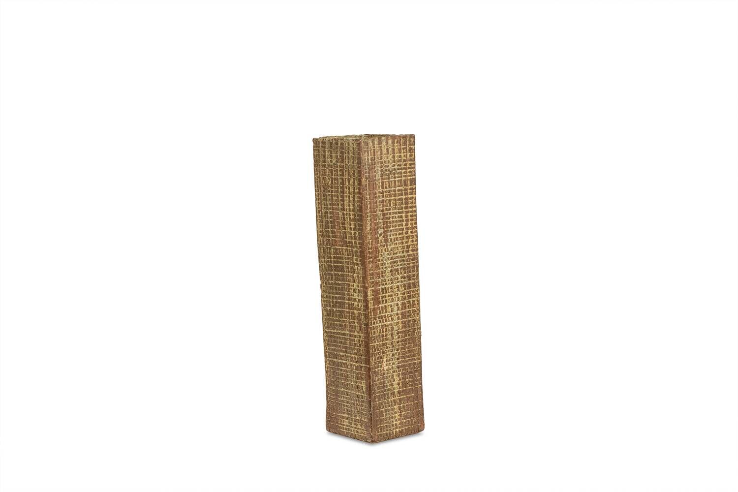Vase de style Brutaliste en grès, à décor végétal. Année 1977.