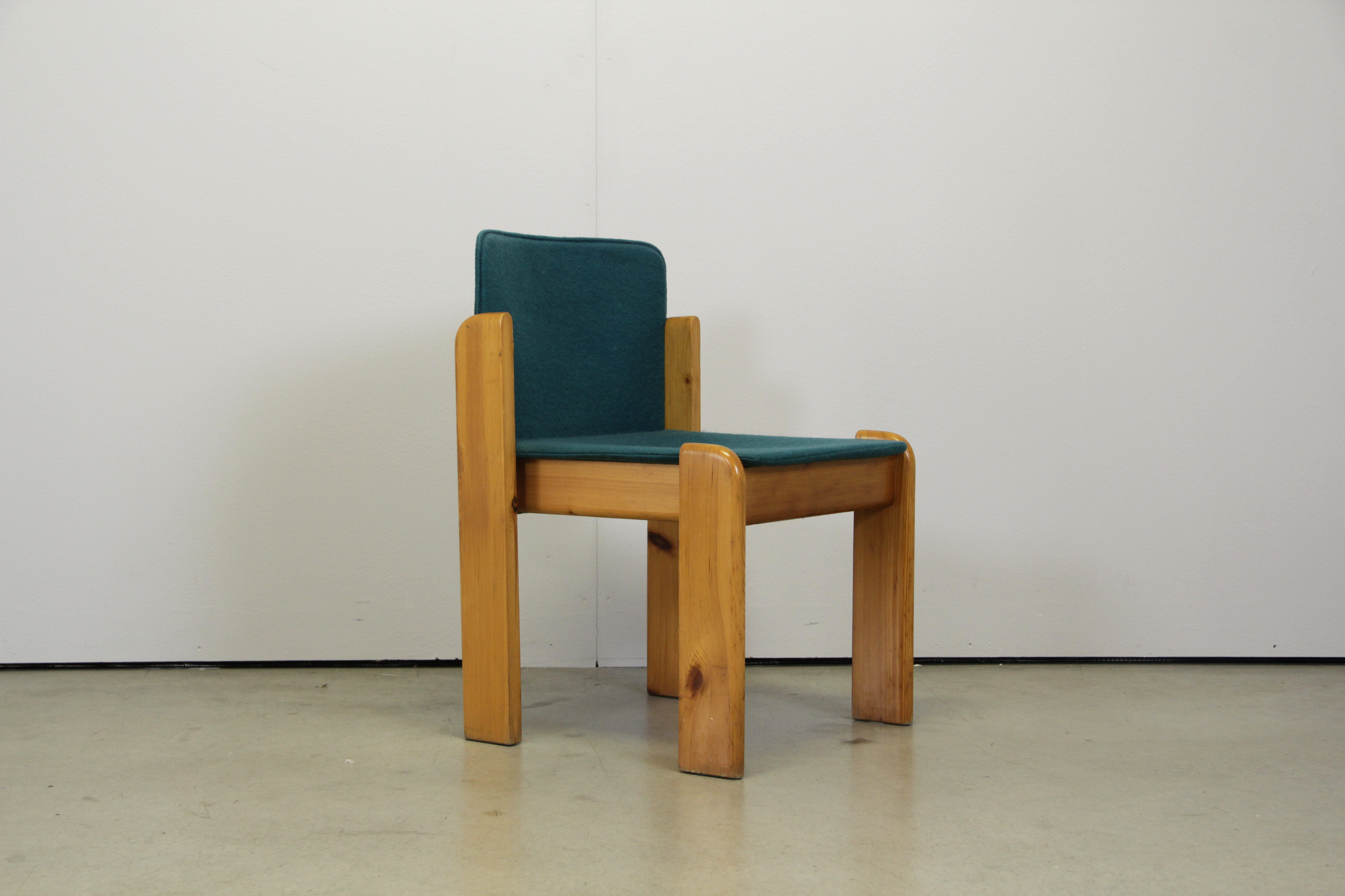 Side chair in pine and felt, Italy 1970s