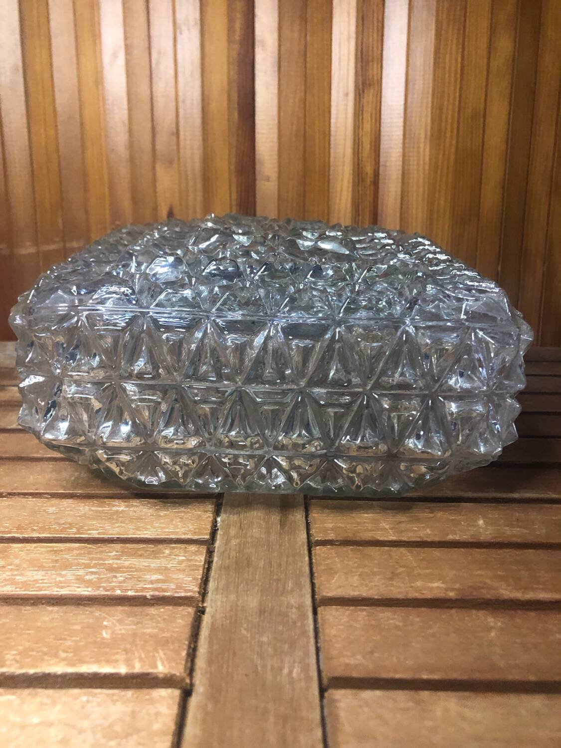 Old ceiling light molded glass wall lamp + vintage metal support