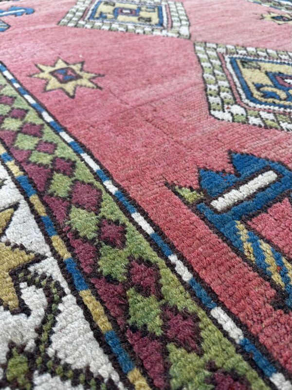 Tapis turc fait main 140cm x 190cm