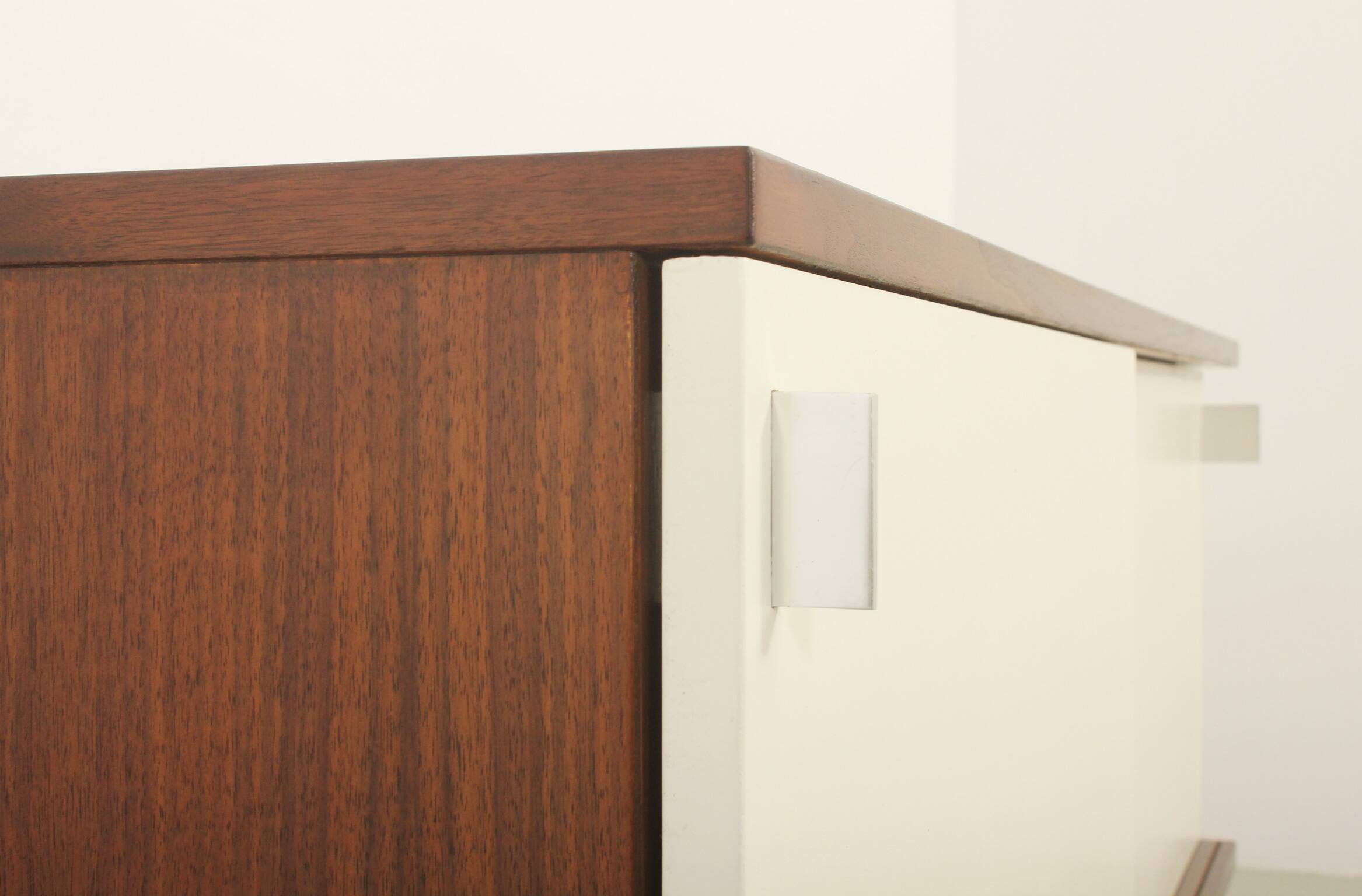 Enfilade Airborne with lacquered sliding doors, France, 1960s