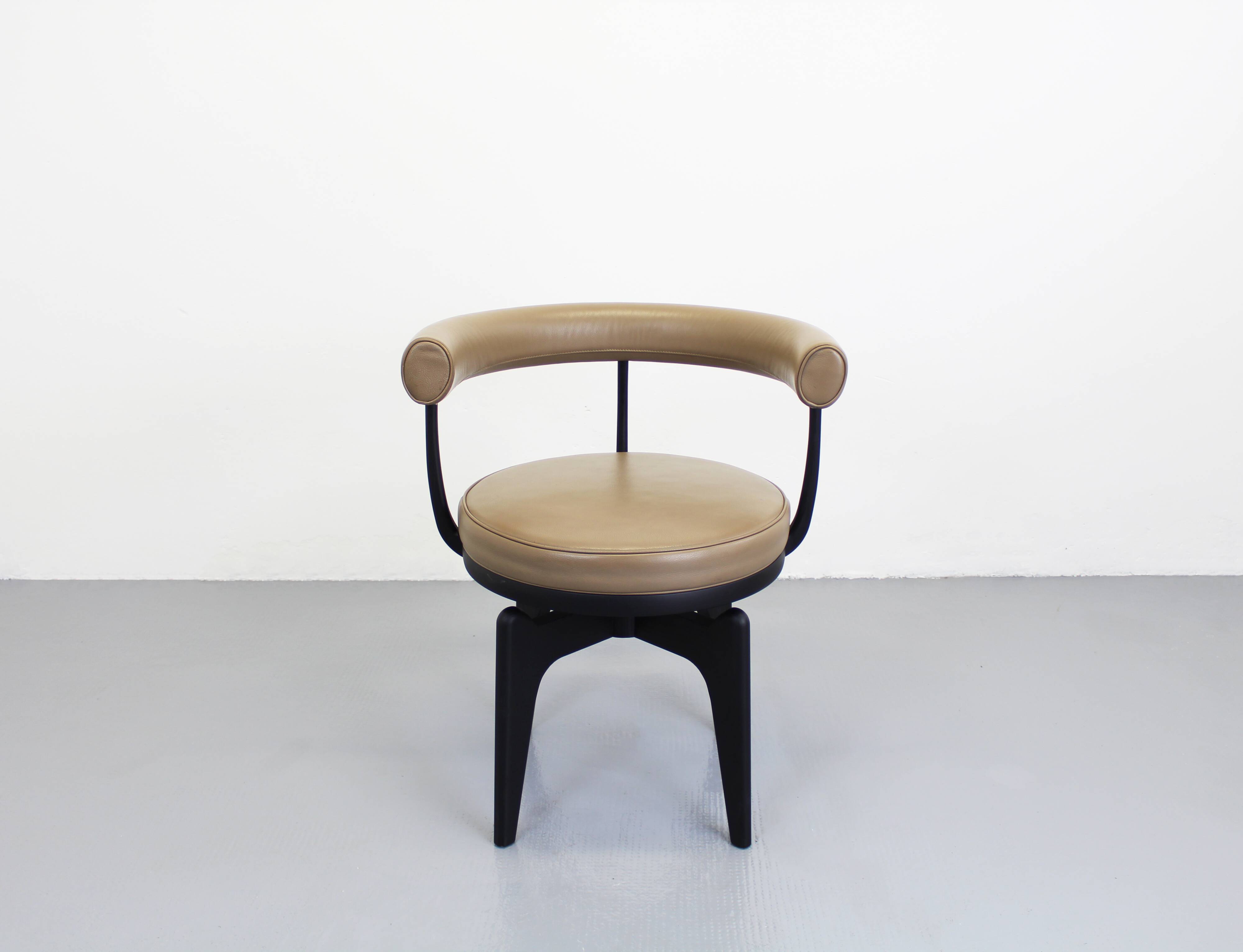 Indochine Armchair Le Corbusier Cassina Charlotte Perriand