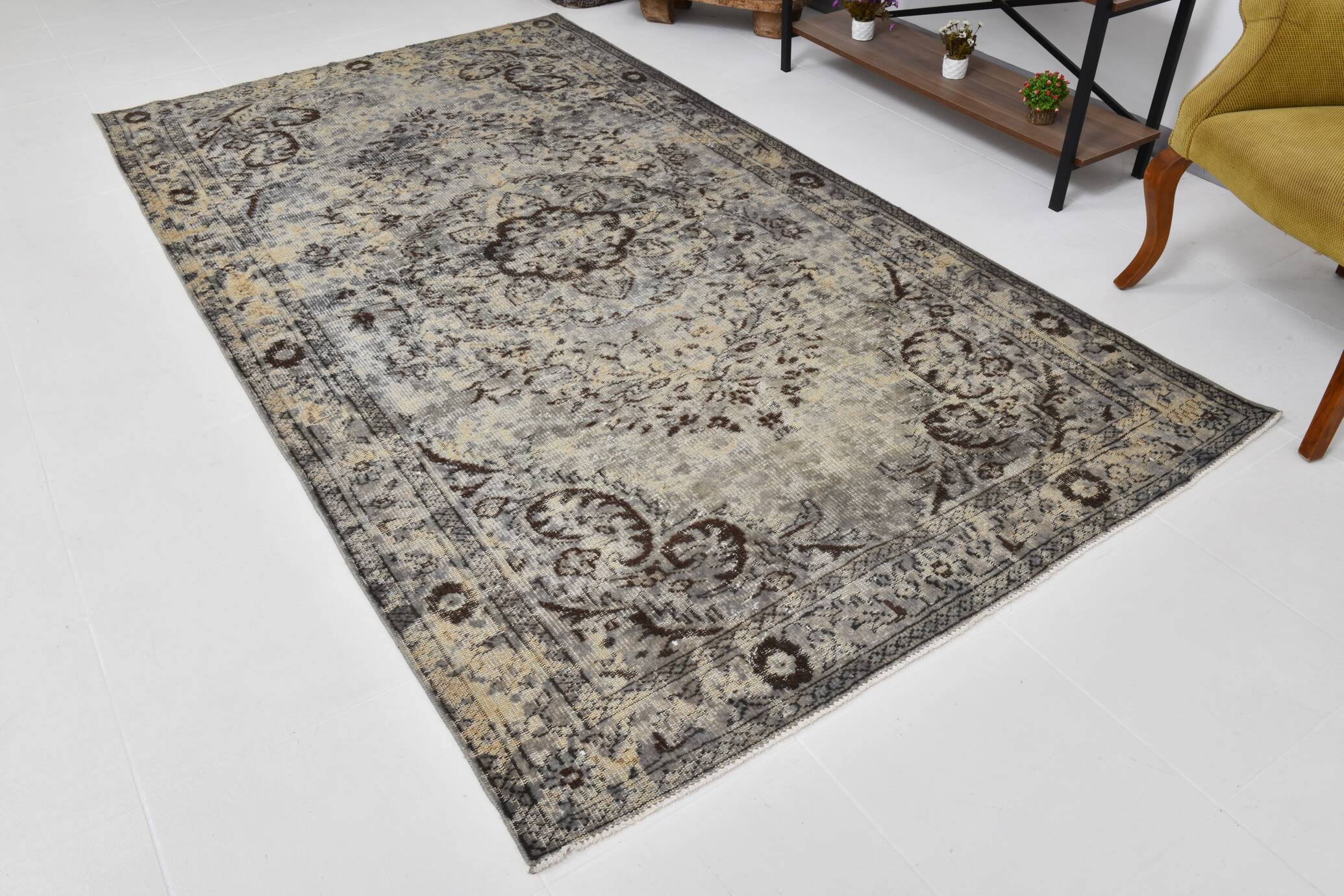 5x10 Distressed Brown Vintage Rug, 164x295Cm