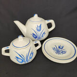 Tiled tea set