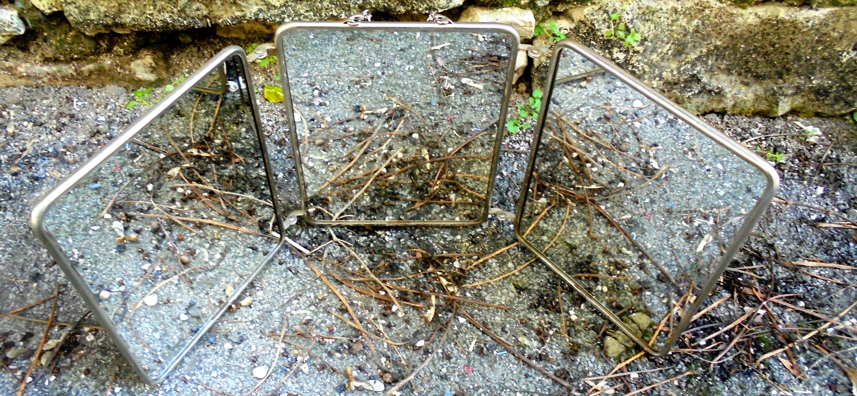 Triptych barber mirror