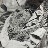Jeune femme, photo en vue d'un mariage