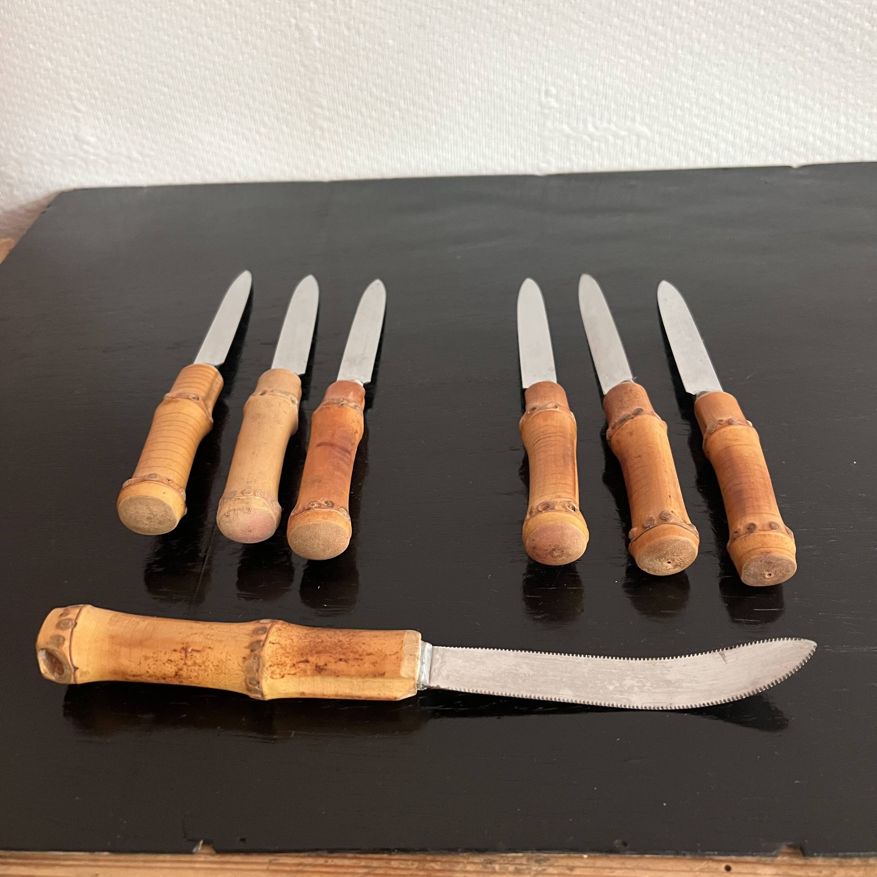 Dessert knives