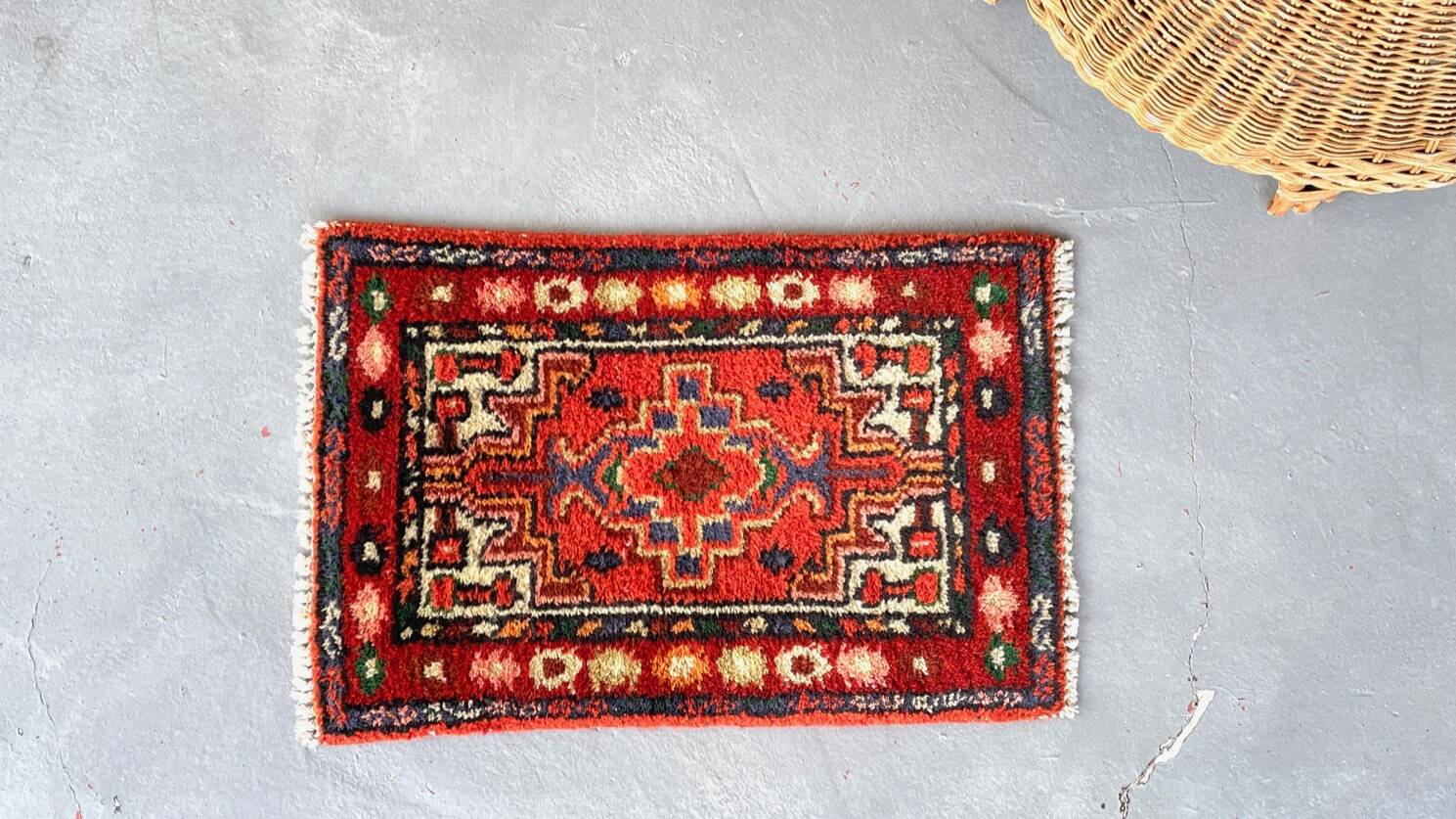 tapis velouré oriental vintage - 40cm x 62cm