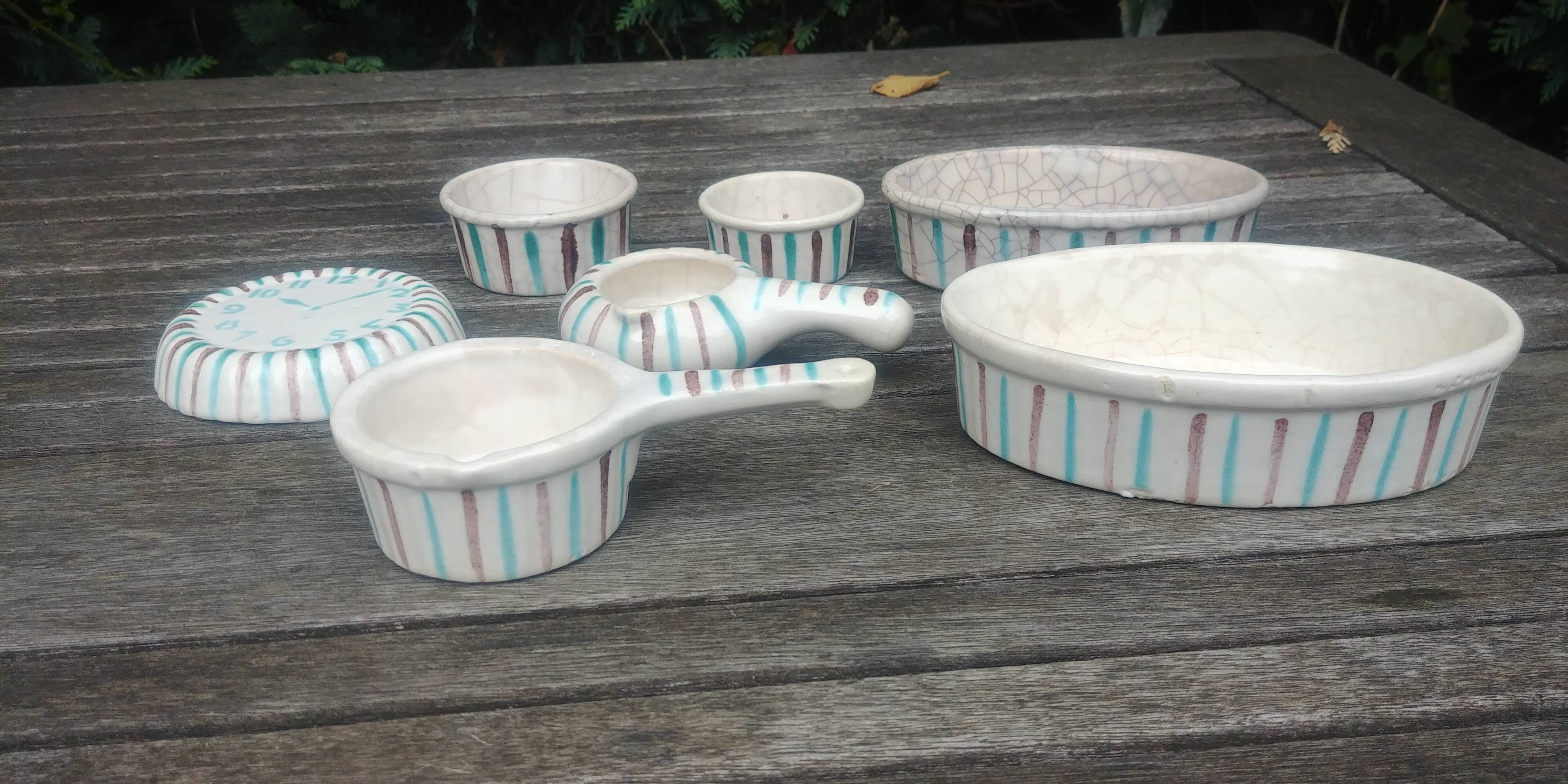 Glazed ceramic dinette from the Longchamp earthenware factory France vintage 60s abstract decor