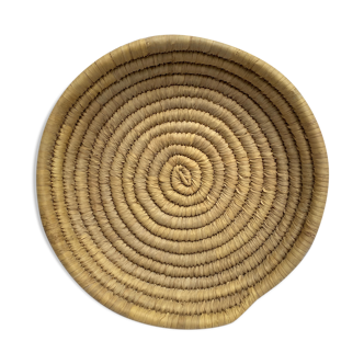 Wall basket