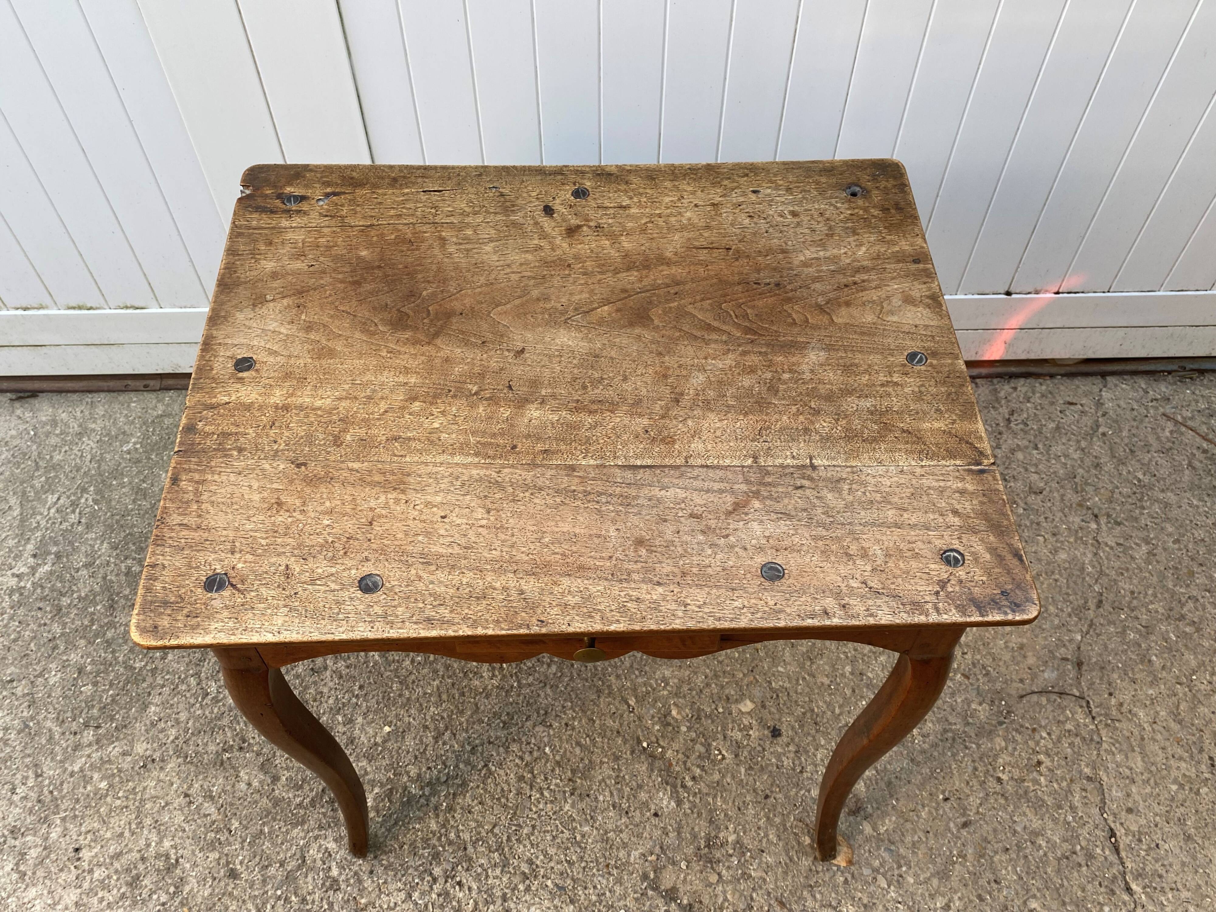 Oak desk with 1 drawer, 65x52cm