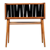 Small graphic storage unit