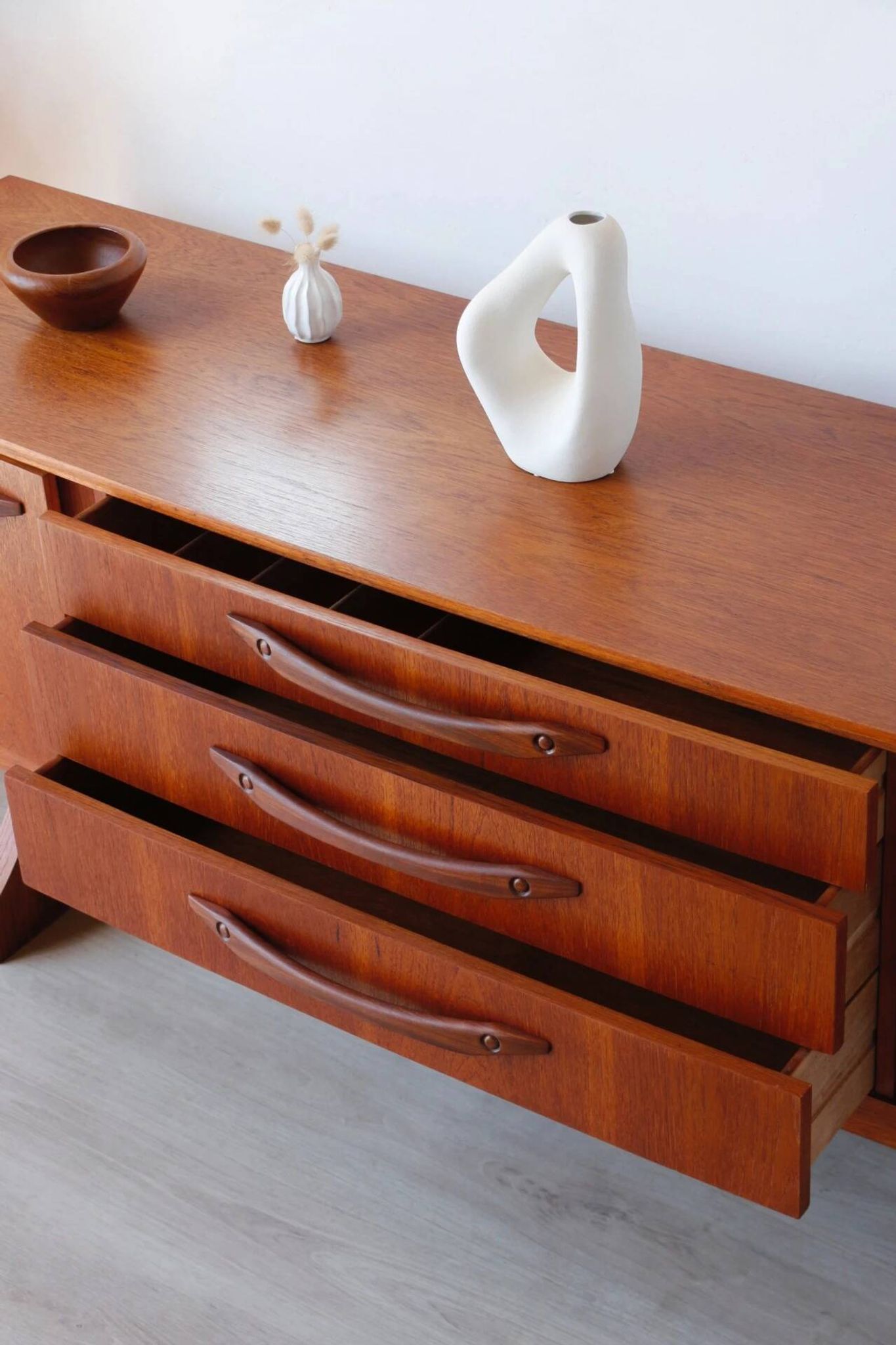 Enfilade Beautility teck | Design vintage