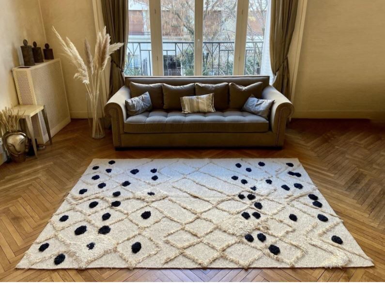 Berber carpet Luna 242 x 167 cm