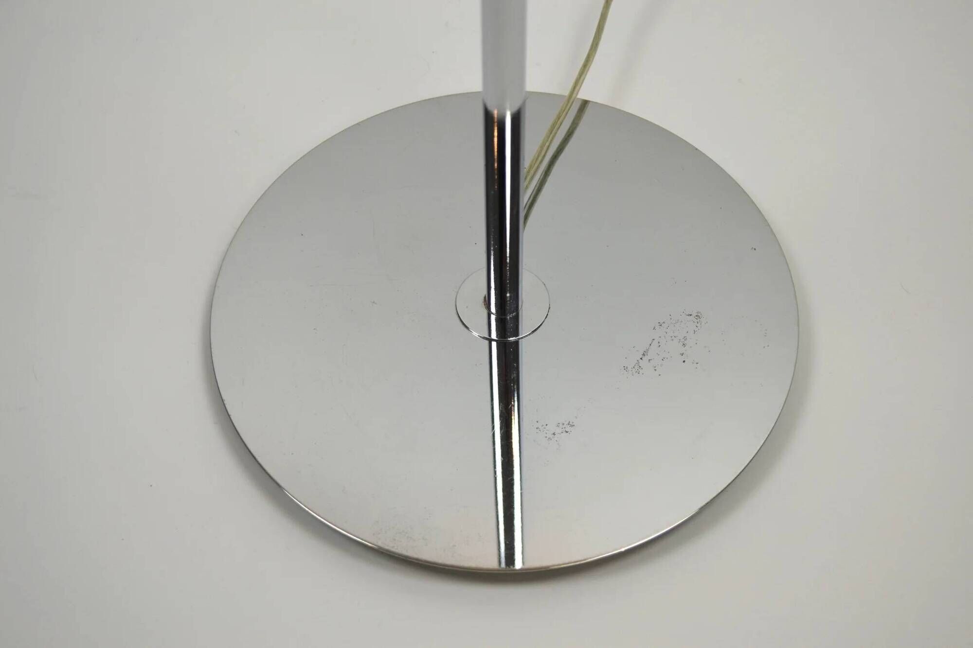 Neo floorlamp by Cottex, Sweden – plexiglas and nylon wire, 1990’s