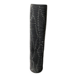 Black stoneware vase with white lines
