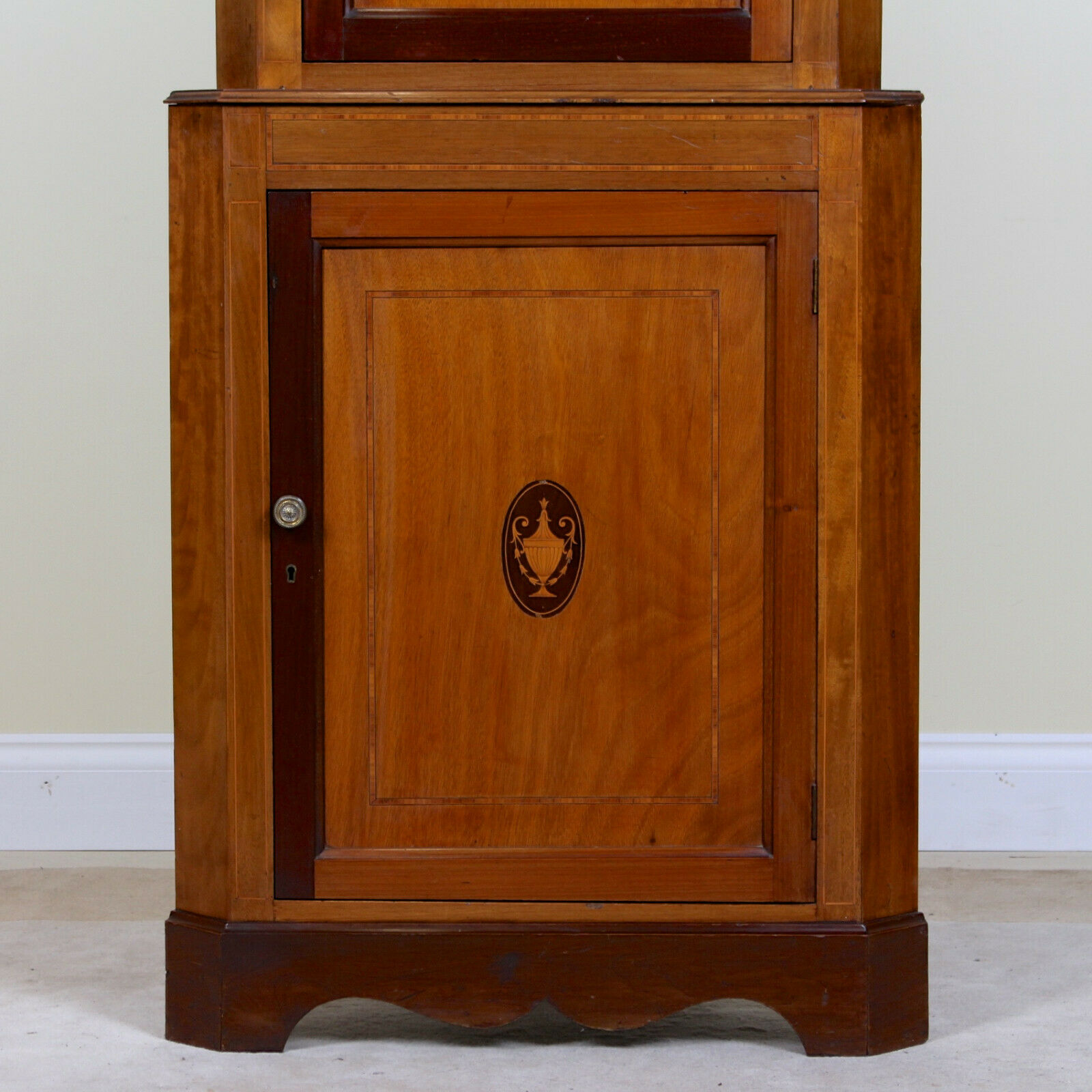 corner furniture of the nineteenth century