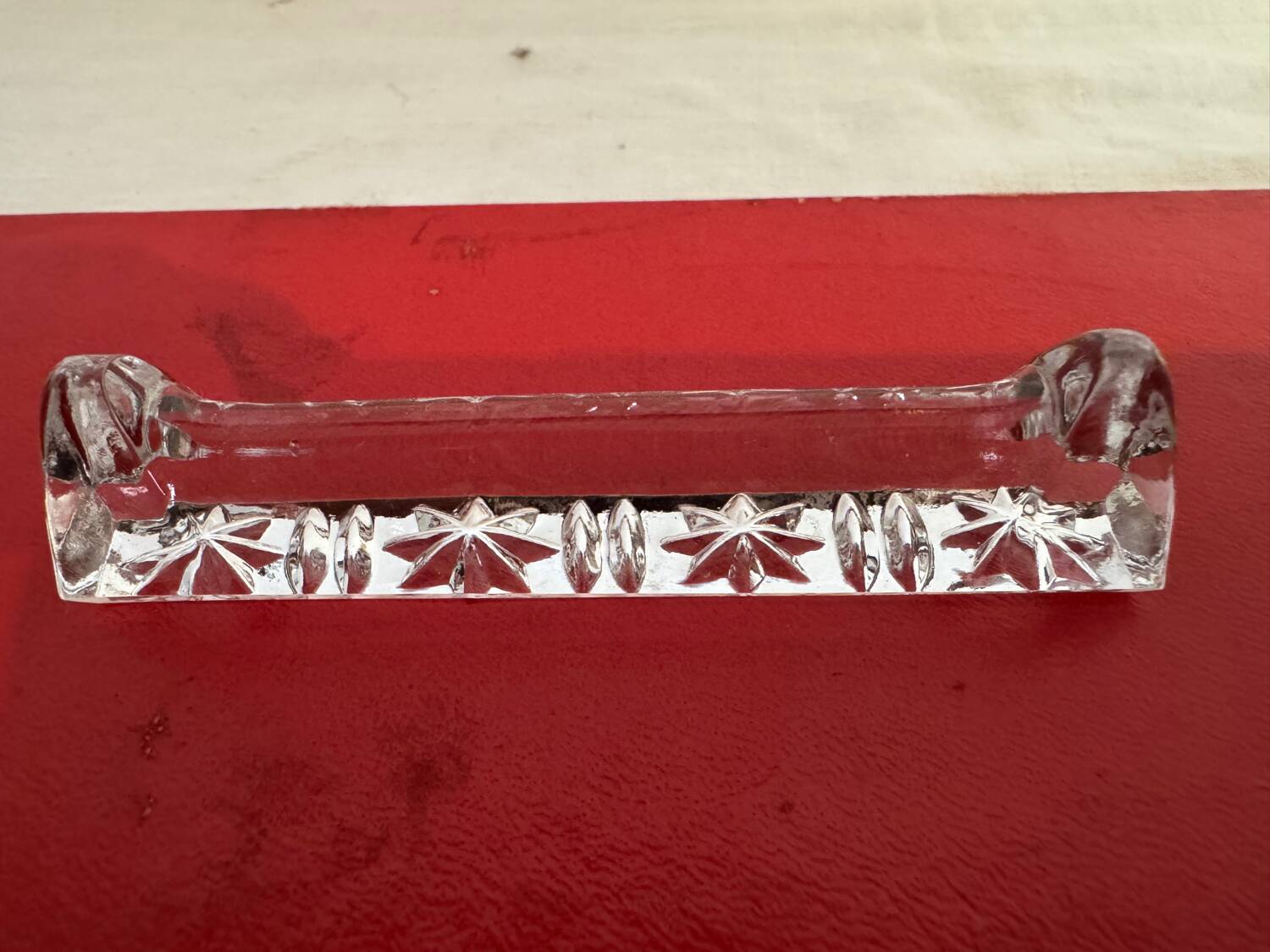 Crystal knife holder