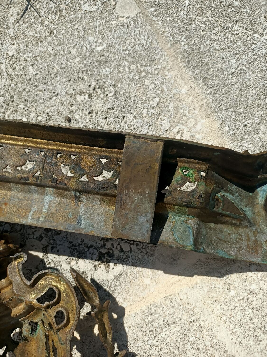 Napoleon lll fireplace bar