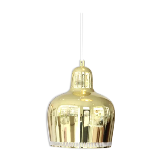 Suspension "Golden Bell"  par Alvar Aalto