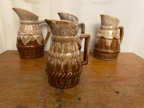 4 pichets vintage en forme de tonneau style révol en céramique flammée